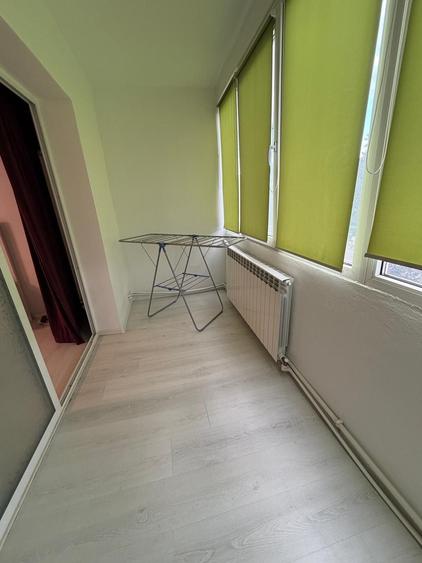 Apartament cu 2 camere decomandat în Petros