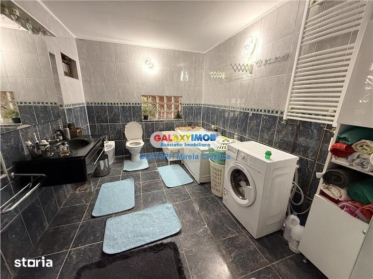 Casă cu 3 camere cu Teren 1093 Mp în Central