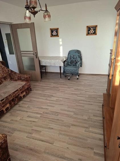 Apartament cu 2 camere semidecomandat în Exterior Vest