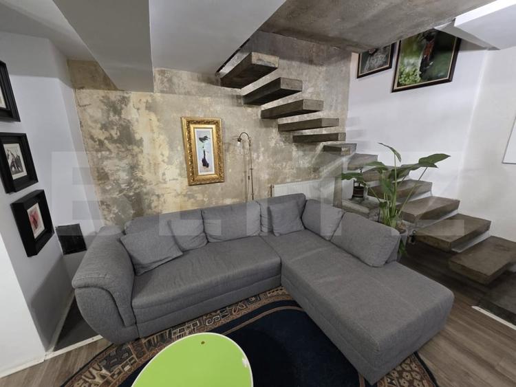 Apartament cu 2 camere decomandat, mobilat în Semicentral