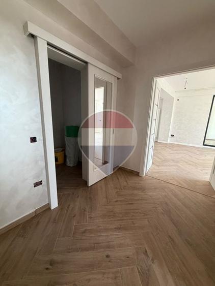 Apartament cu 3 camere decomandat, mobilat în 1 Mai