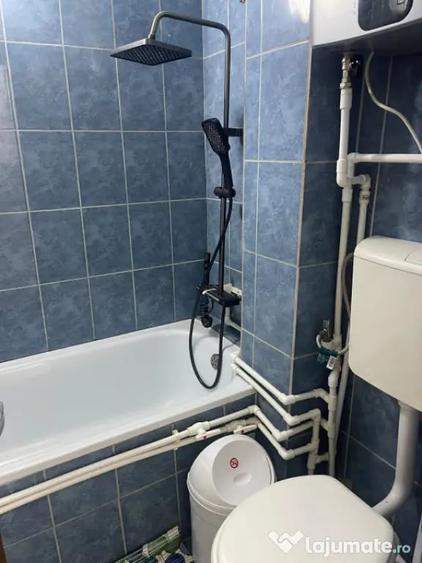 Garsonieră decomandată în Central