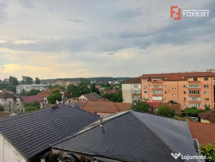 Apartament cu 2 camere decomandat în Exterior Vest