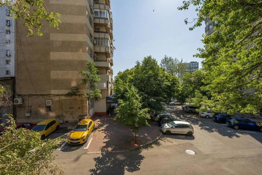 Garsonieră decomandată în Muncii
