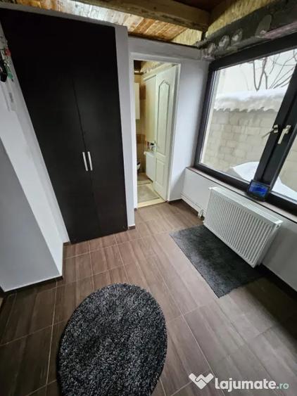 Casă cu 3 camere cu Teren 199 Mp în Central
