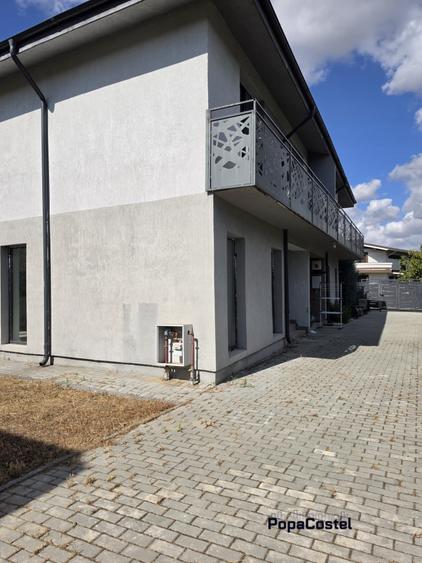 Duplex cu 4 camere cu Canalizare în Odăi