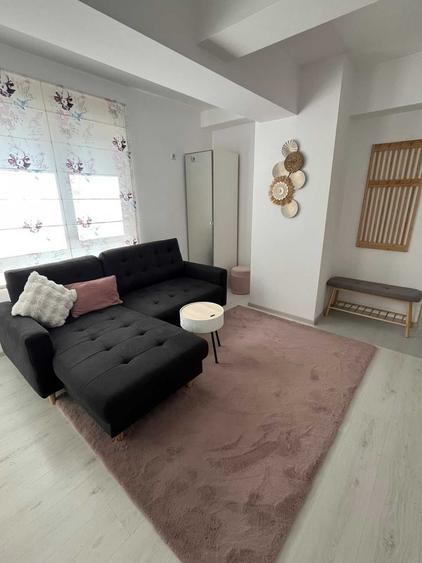 Apartament cu 2 camere semidecomandat în Cug
