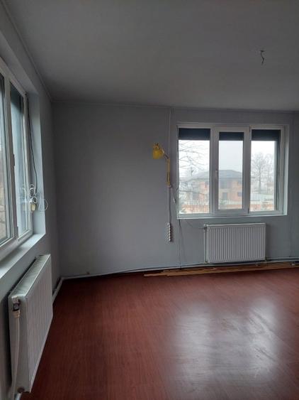 Casă individuală cu 5 camere cu Teren 1360 Mp în Dascălu