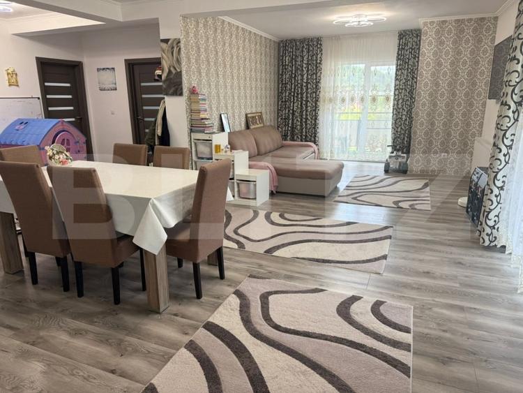 Apartament cu 4 camere decomandat, mobilat în Șimleu Silvaniei