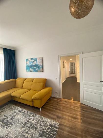 Apartament cu 2 camere decomandat în Ipotești