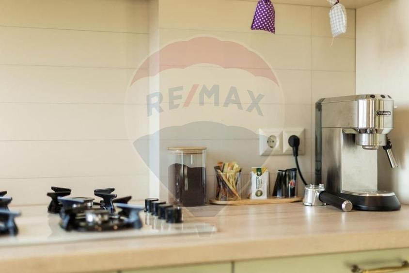 Apartament cu 2 camere semidecomandat, mobilat în Ultracentral