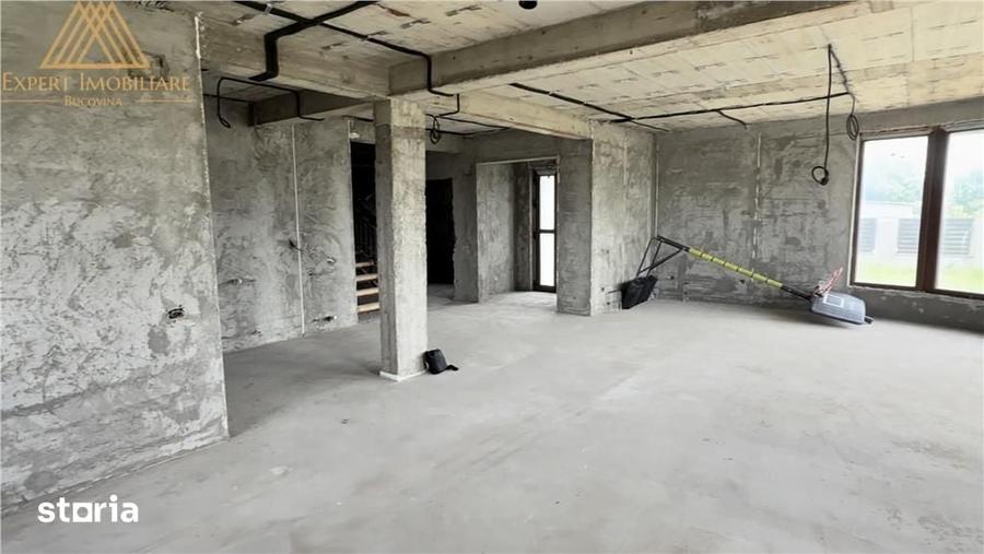 Casă cu 5 camere cu Teren 800 Mp în Central