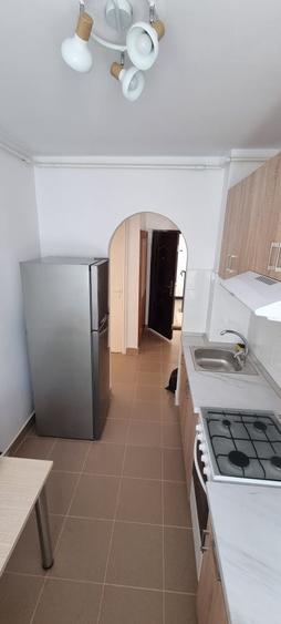 Apartament cu 2 camere decomandat în Aleea Carpați