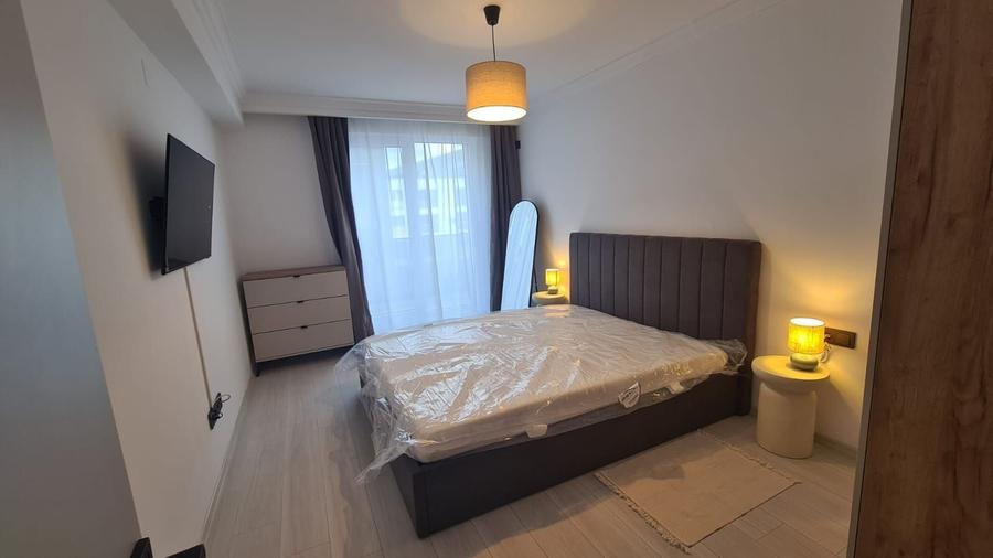 Apartament cu 2 camere decomandat în Titan