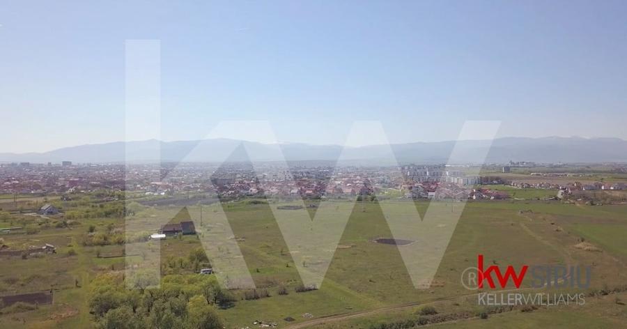 Teren Construcții intravilan de 26605 mp, în Veterani