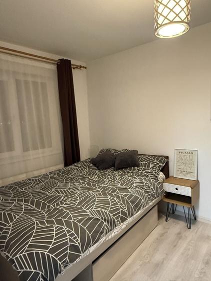 Apartament cu 2 camere nedecomandat în Central