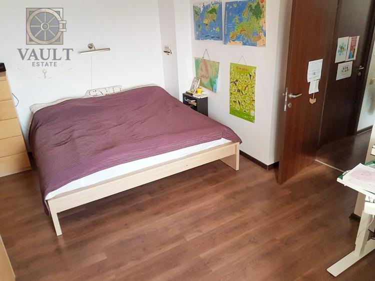 Apartament cu 3 camere semidecomandat, mobilat în Ștefăneștii de Jos
