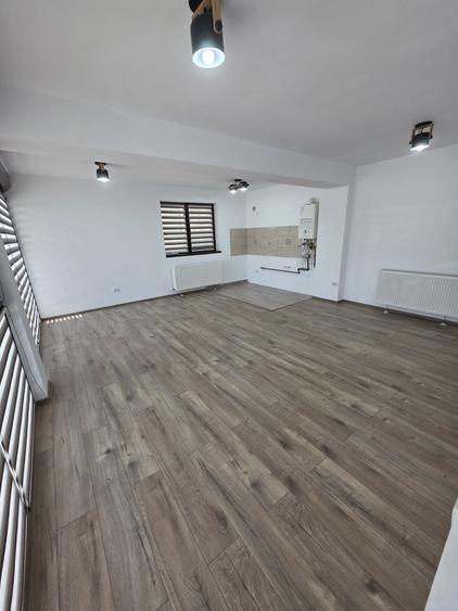 Garsonieră în Platoul Izvor