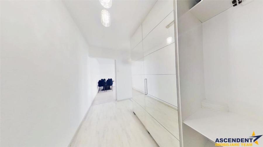 Apartament cu 3 camere decomandat în Griviței