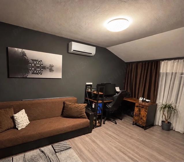 Apartament cu 3 camere decomandat în Dâmbovița