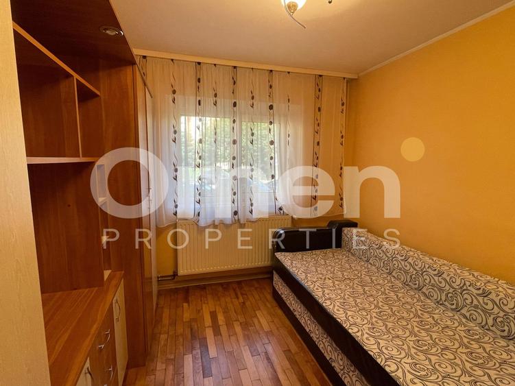 Apartament cu 3 camere decomandat, mobilat în Hotvon