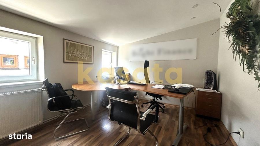 Apartament cu 3 camere, mobilat în Casin