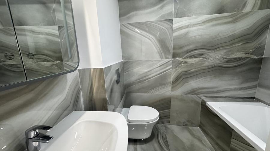 Apartament cu 3 camere decomandat în Dorobanți