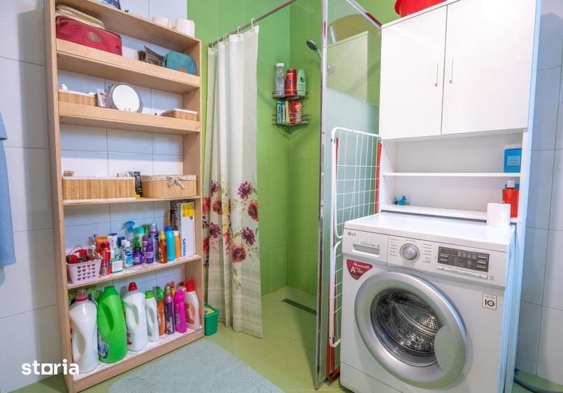 Casă cu 5 camere cu Teren 900 Mp în Burdea