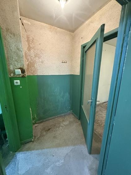Apartament 2 camere, parter cu acces la gradina din spatele blocului | Republicii / Ploiesti Nord 43,5 mp utili | semidecomandat | parter - 1