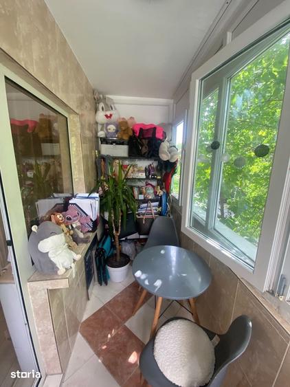 Apartament cu 3 camere în Baicului
