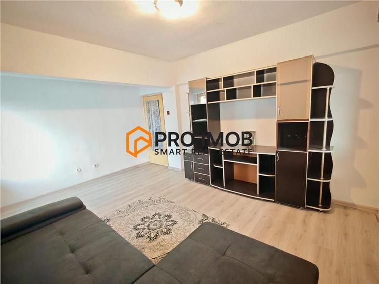 Apartament cu 3 camere decomandat, mobilat în 1 Decembrie