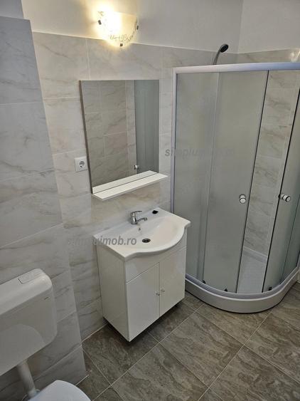 Apartament cu 2 camere semidecomandat în Cățelu