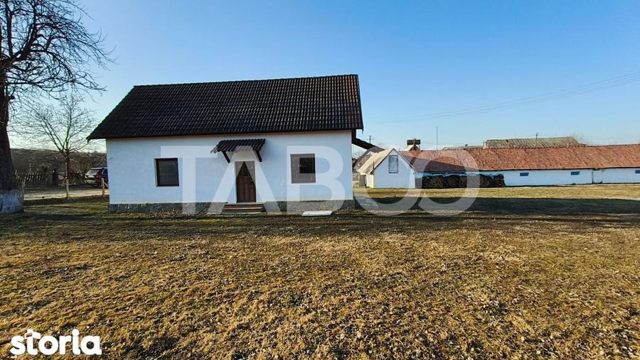 Casă cu 3 camere cu Teren 123 Mp în Pianu