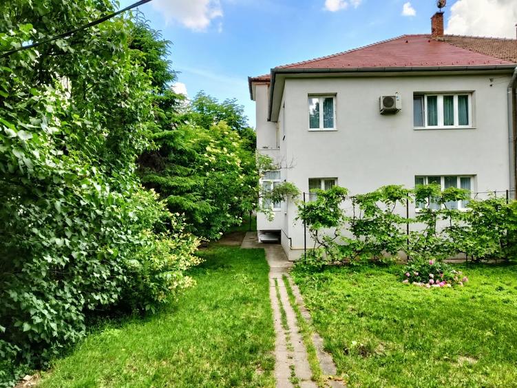 Apartament cu 2 camere decomandat în Horea