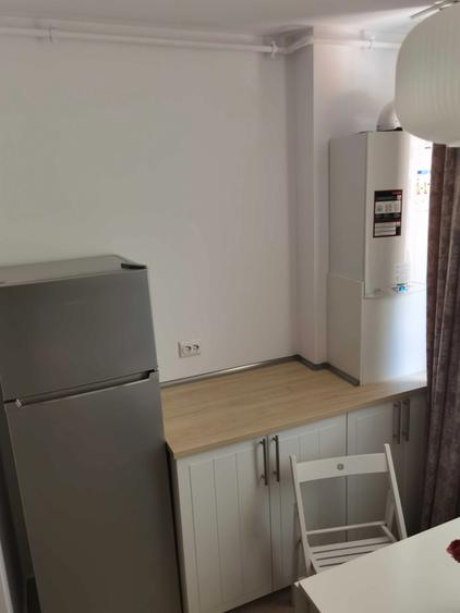 Apartament cu 2 camere decomandat, mobilat în Theodor Pallady