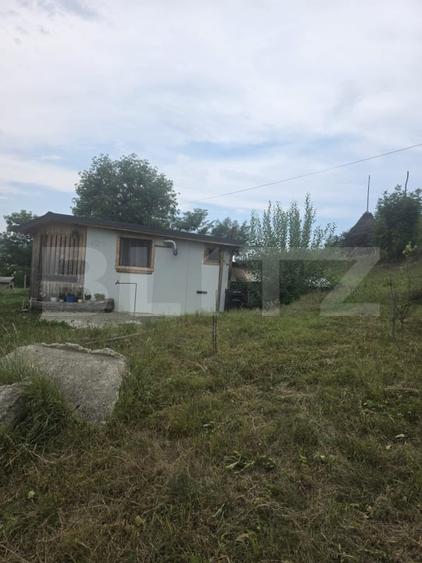 Casă individuală cu 2 camere cu Canalizare în Rebrișoara