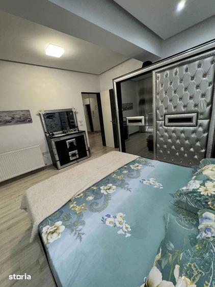 Apartament cu 3 camere decomandat, mobilat în Energia