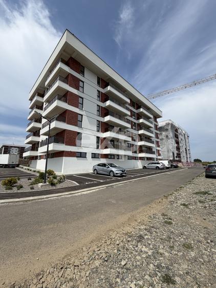Apartament cu 2 camere decomandat în Galata