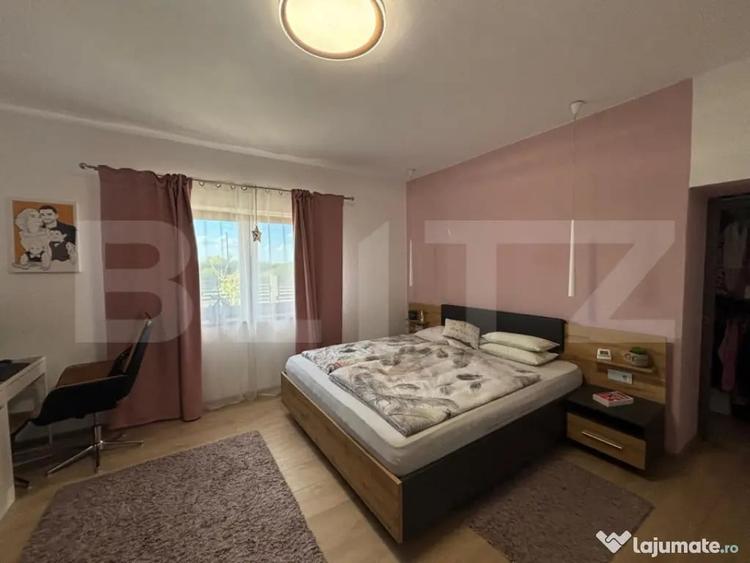 Casă cu 5 camere cu Teren 1200 Mp în Central
