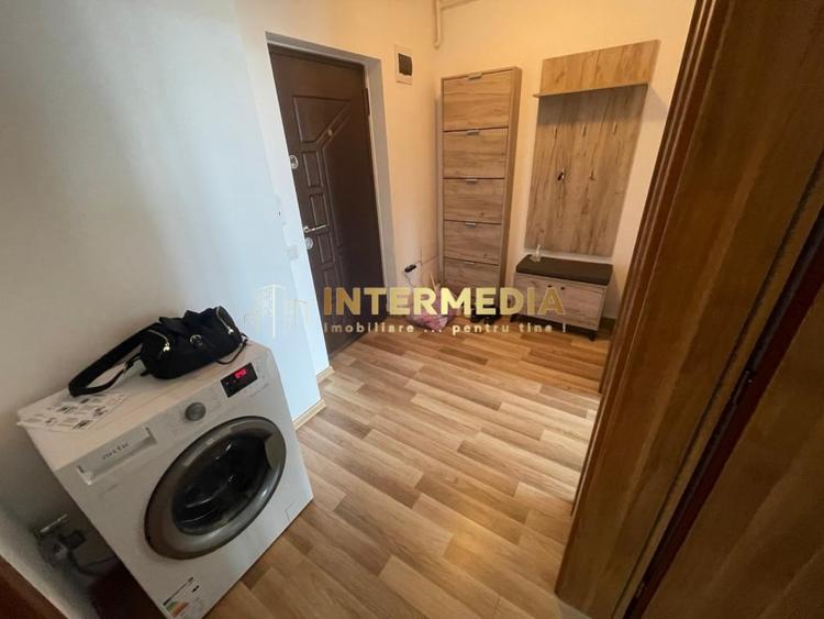 Apartament cu 2 camere, mobilat în Ultracentral