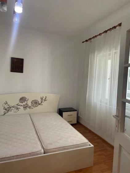 Casă cu Teren 700 Mp în Central