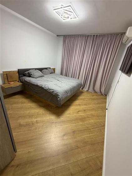 Apartament cu 2 camere semidecomandat, mobilat în Pipera