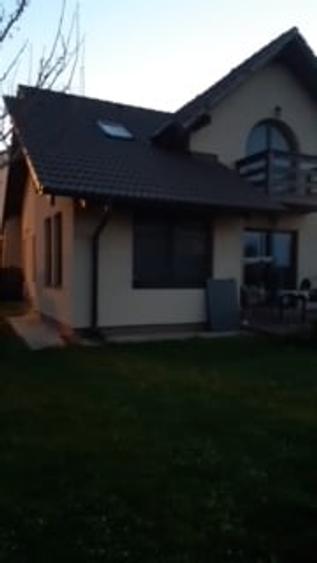 Casă cu 5 camere cu Teren 525 Mp în Corbeanca
