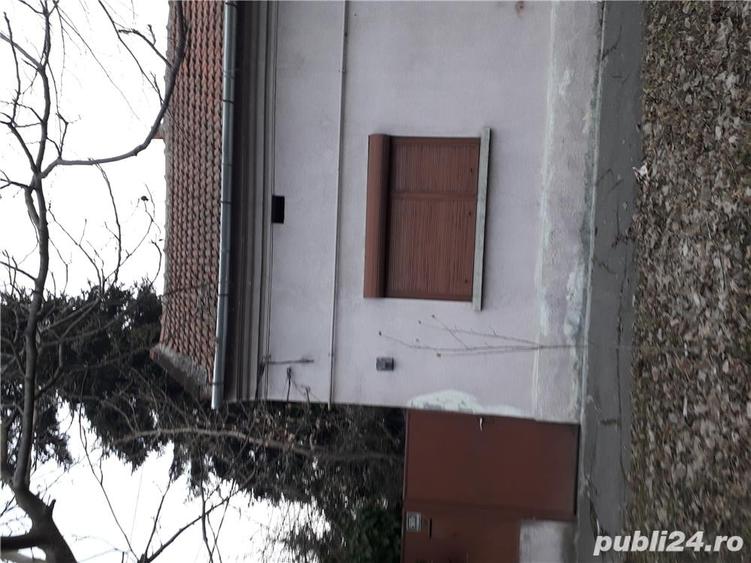 Teren de 2200 mp, în Fratelia
