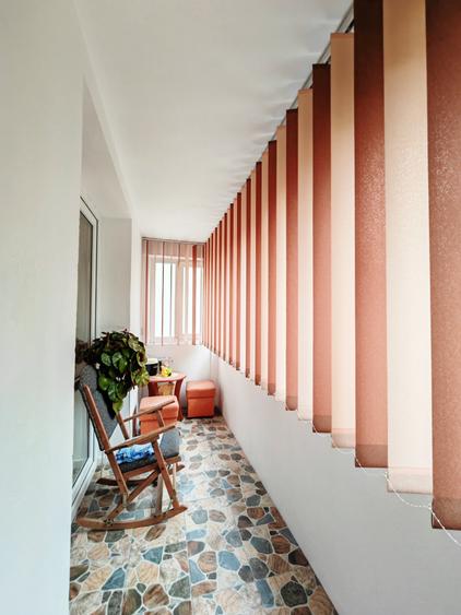 Apartament cu 3 camere semidecomandat în Titan