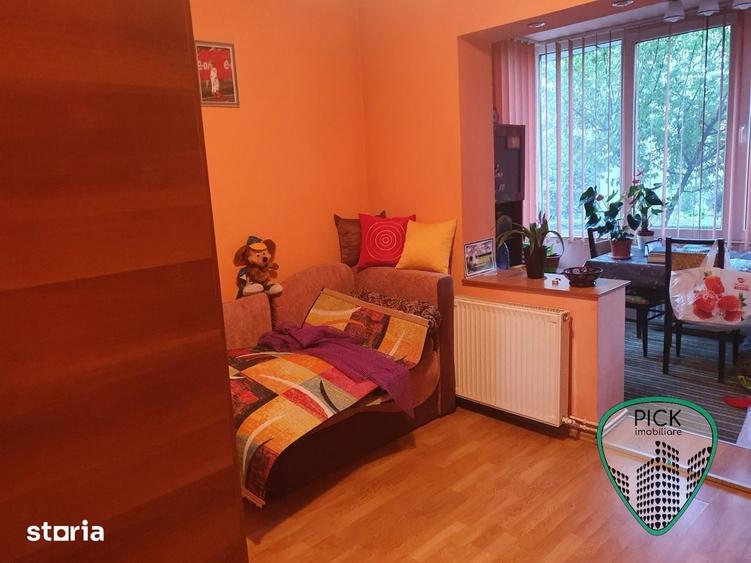 Apartament cu 3 camere decomandat în Tudor