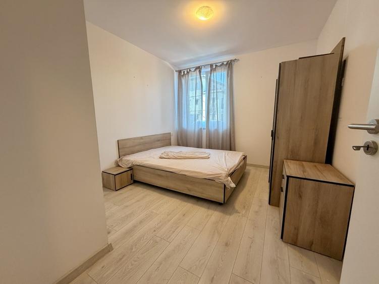 Apartament cu 3 camere decomandat, mobilat în Dumbrăvița