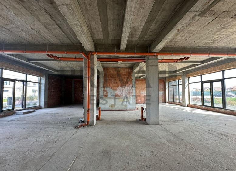 Spațiu comercial, de 210 mp, în Giroc