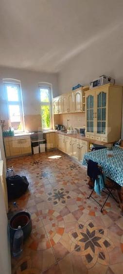 Apartament cu 3 camere decomandat în P-ța Maria