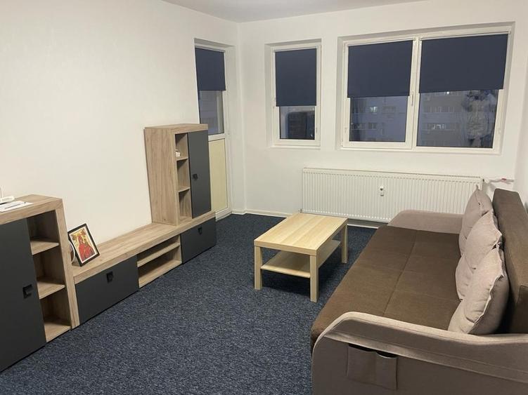 Apartament cu 2 camere semidecomandat, mobilat în Lujerului